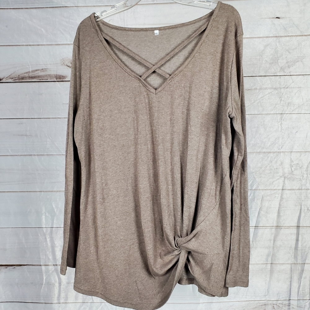 Knot tie top
